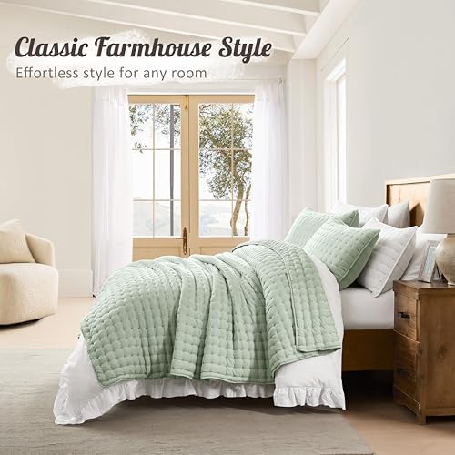 WDCOZY Sage Green King Size Quilt Bedding Sets with 2 Pillow Shams, Lightweight Soft Bedspread Coverlet, Quilted Blanket Thin Comforter Bed Cover for All Season, 3 Pieces, 104x90 inches - Image 6