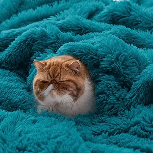 Bedsure Faux Fur Fluffy Sherpa Fleece Queen Bed Blanket Teal 60"x80" - Image 5
