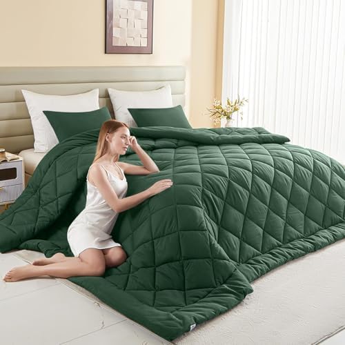 132x120 Alaskan King Comforter, Extra Large King Size Comforter Oversized, All Season Soft Lightweight Quilt Down Alternative Duvet Insert with 8 Corner Tabs(120x132, Emerald Green) by MIOTO