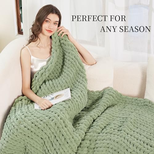 Chunky Knit Blanket Throw for Couch, 40"x50" Chunky Yarn Knitted Blankets - Image 5