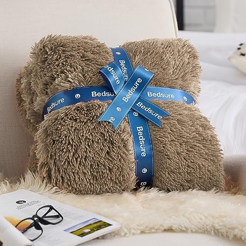 Bedsure Faux Fur Fluffy Sherpa Fleece Queen Bed Blanket Brown 60"x80" - Image 5