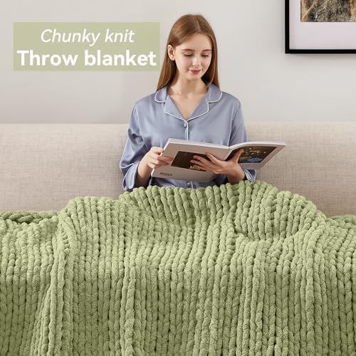 Negwoo Chunky Knit Throw Blanket, Knitted Throw Chenille Yarn, 30"*40" - Image 4