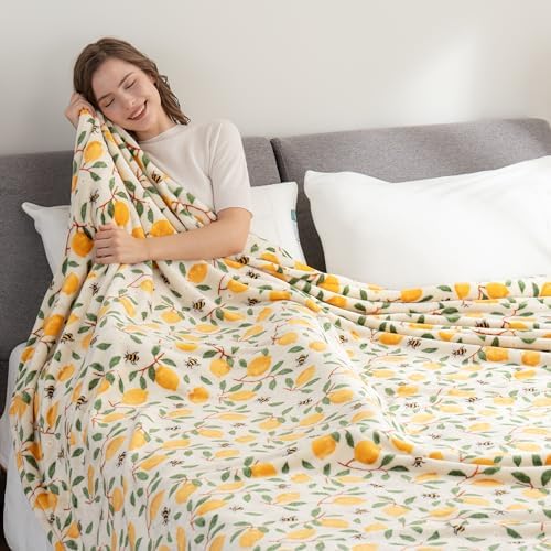 Berkshire Blanket-Classic Heavyweight Warm Soft Printed VelvetLoft® Plush Blanket, King Size Soft Fuzzy Blanket for Couch Sofa Bed, Lemons and Bees Yellow, 90in x 108in - Image 3