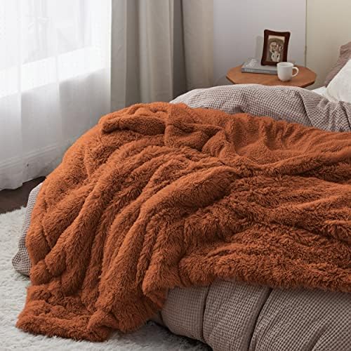 Bedsure Faux Fur Fluffy Sherpa Fleece King Bed Blanket Orange 108"x90" - Image 3