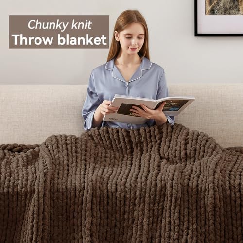 Negwoo Chunky Knit Throw Blanket, Knitted Throw Chenille Yarn, 50"*60" - Image 4