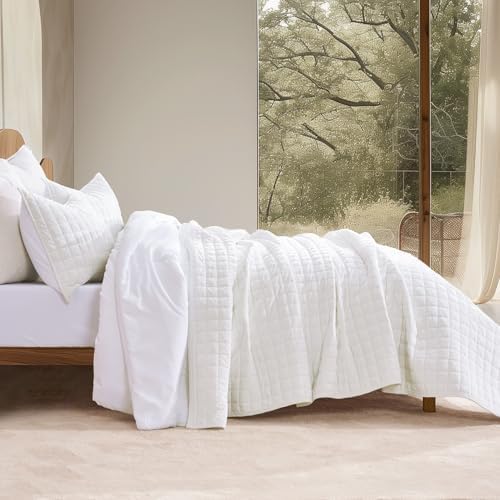 RECYCO Velvet Quilt Set, Oversized California King 118"x106", Bright White - Image 2