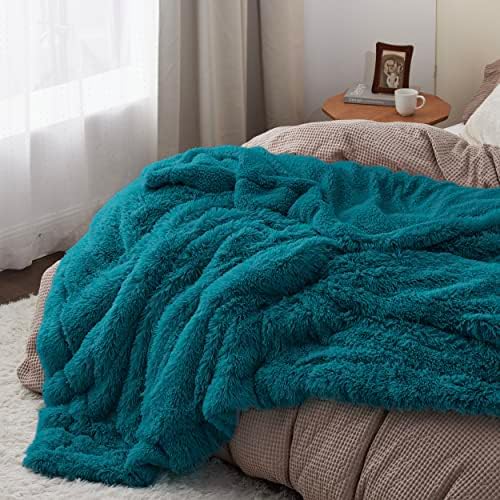 Bedsure Faux Fur Fluffy Sherpa Fleece Queen Bed Blanket Teal 60"x80" - Image 4