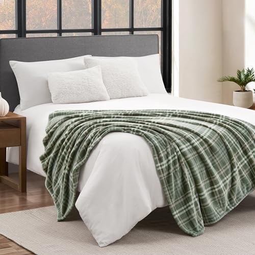 Lucky Brand Camper Plaid Olive Green 50"x70" Cozy Plush Blanket - Premium Microfiber Throw for Luxurious Comfort and Style - Image 5