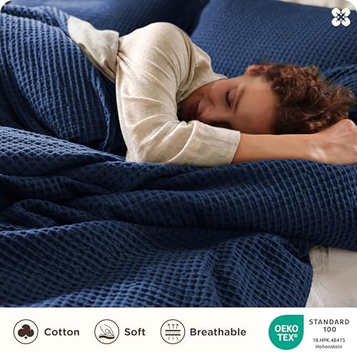 Bedsure PureWoven 3 Pieces 100% Cotton Waffle Weave Duvet Cover Set, Navy - Image 3