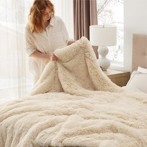Bedsure Faux Fur Fluffy Sherpa Fleece King Bed Blanket Beige 108"x90" - Image 5