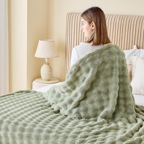 NEWCOSPLAY 3D Bubble Flannel Throw Blanket for Couch Sage Green, 50"×60" - Image 4