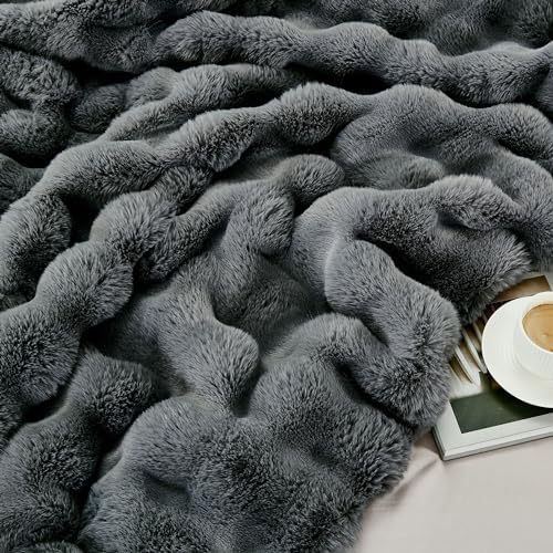 DREAMNINE Soft Faux Bubble Rabbit Fur Throw Blanket for Couch, Thick Cozy Decorative Warm Fuzzy Fur Blanket for Sofa Chair Bedroom Living Room Dorm Gift, 50 * 60 Inches, Grey - Image 5
