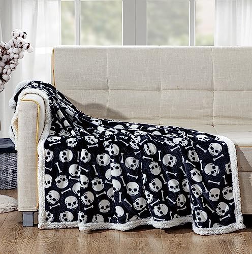Elegant Comfort Luxury Halloween Sherpa Throw Blanket Ultra-Soft Cozy Velvet Fall Fleece Throw - Micromink Sherpa-Cute Birthday Gift for Boys Kids, Sherpa Reversible Blanket- Skulls and Bones - Image 2